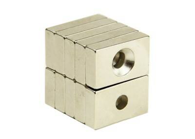 Magnet kvádr 20 x 10 x 5 mm s prohlubní a dírou - závit M3,5